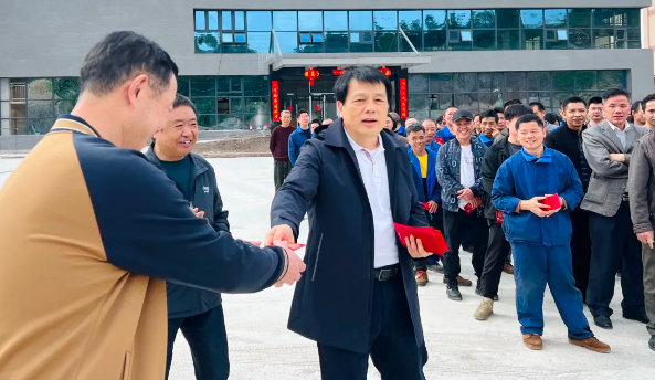 米兰体育官方网站游乐开工大吉，龙跃新程！